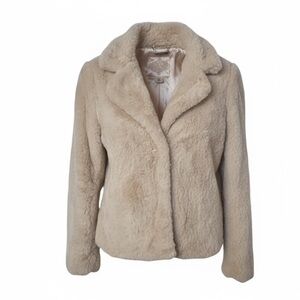 XL Fuzzy Coat - Jou Jou